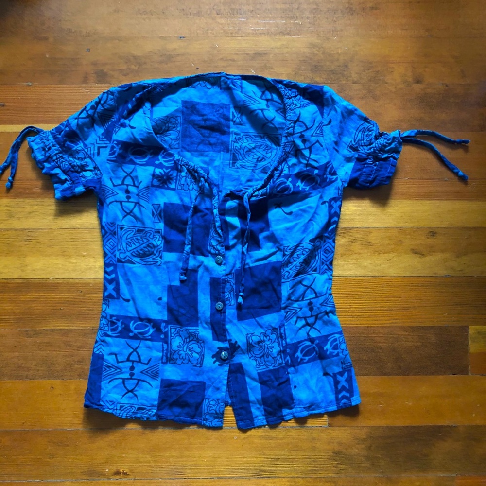 Island-inspired top
